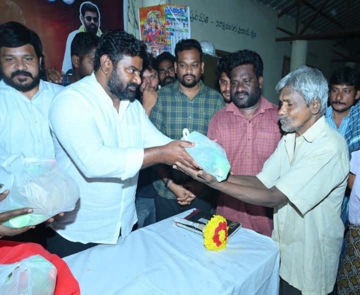 ప్రభాష్ జన్మదిన వేడుకల్లో ఎమ్మెల్యే విజయ్ చంద్ర