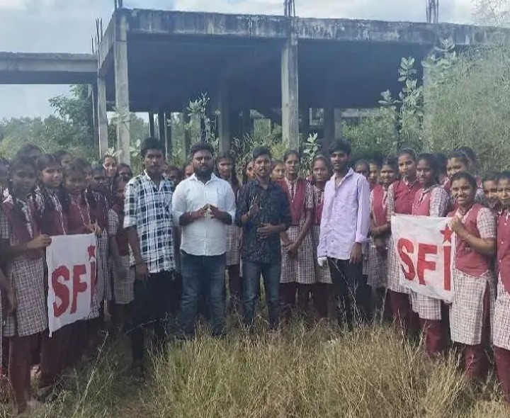 ‘మోడల్ గర్ల్స్ హాస్టల్ నిర్మాణం త్వరగా పూర్తి చేయాలి’