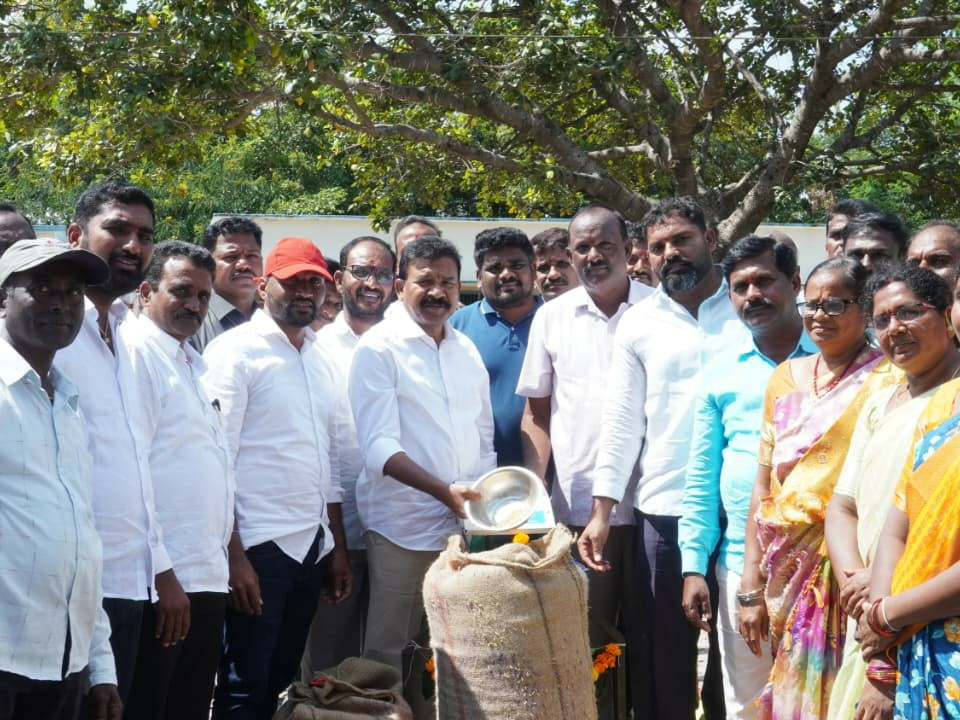 ‘కొనుగోలు ప్రక్రియ సాఫీగా సాగేలా చూడాలి’