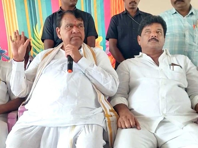 ‘నియోజకవర్గ అభివృద్ధి కోసమే సీఎంను కలిశా’