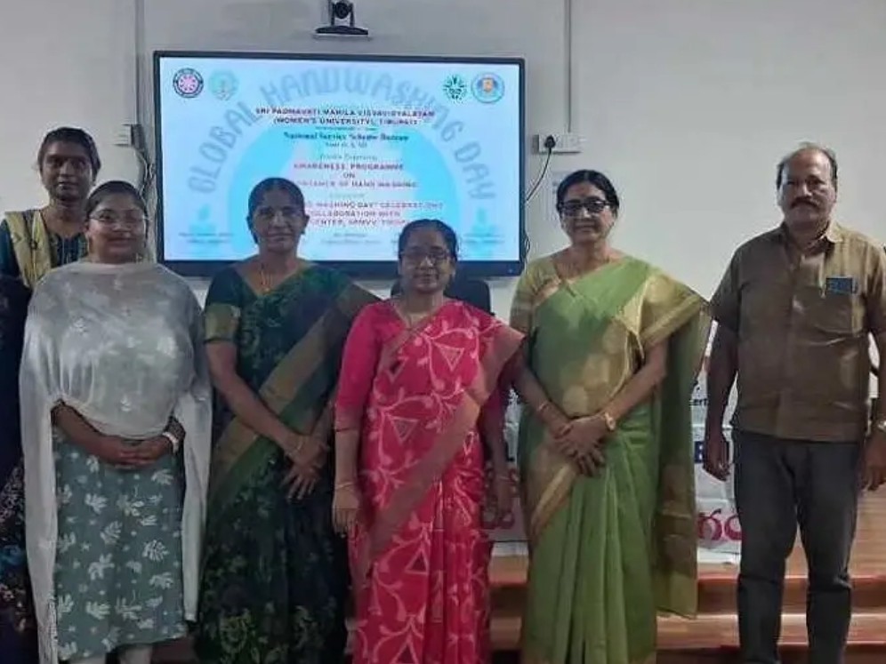 ‘చేతులు కడుక్కొని హీరో అవ్వండి’