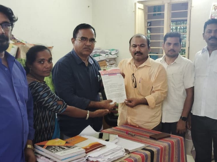 ‘ఏకోపాద్యాయుల సమస్యలు పరిష్కరించాలి’