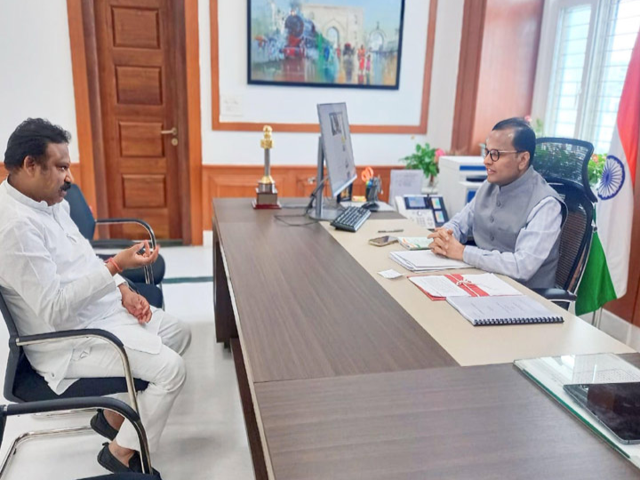 సీఎస్‌ను కలిసిన కంటోన్మెంట్ ఎమ్మెల్యే