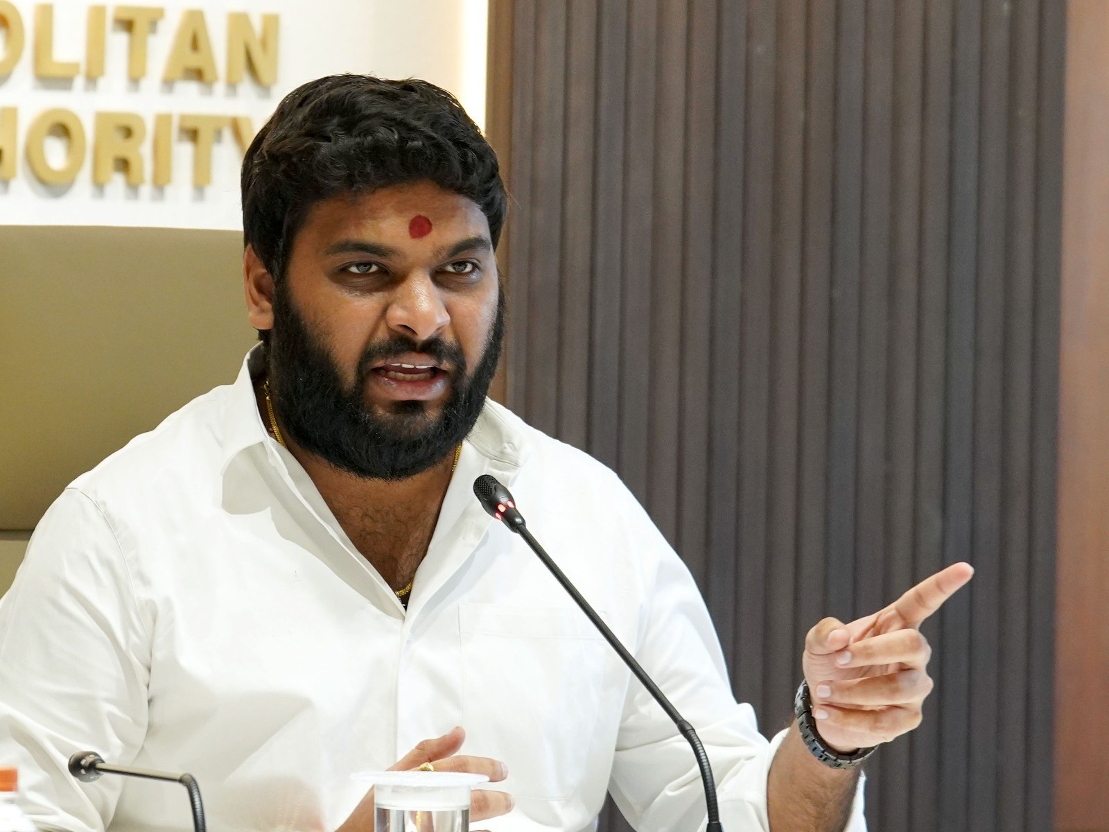 గూగుల్ డేటా సెంటర్‌పై జగన్ క్రెడిట్ దోపిడి