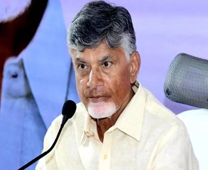 బస్సులో అగ్ని ప్రమాదం.. చంద్రబాబు దిగ్భ్రాంతి