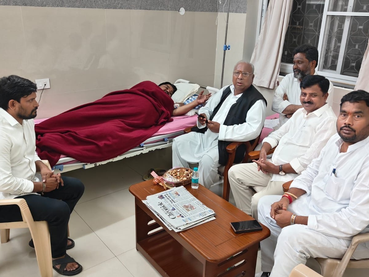 SRD: మాజీ ఎమ్మెల్సీ రాములు నాయక్ అస్వస్థత