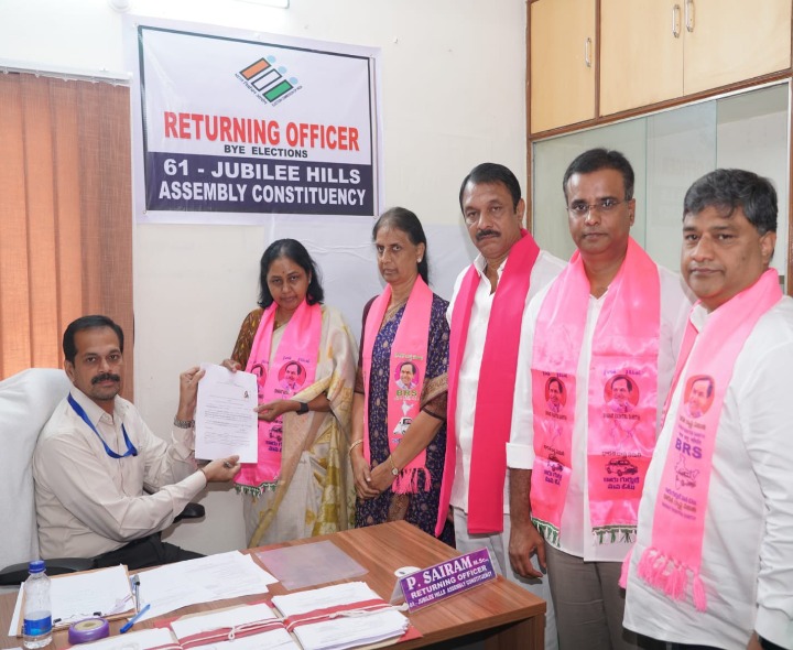జూబ్లీహిల్స్ అభ్యర్థుల్లో 8 మందే లోకల్