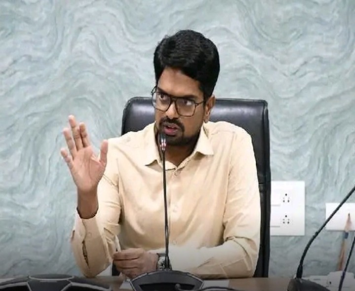 ధాన్యం కొనుగోళ్లలో అవగాహన అవసరం :కలెక్టర్