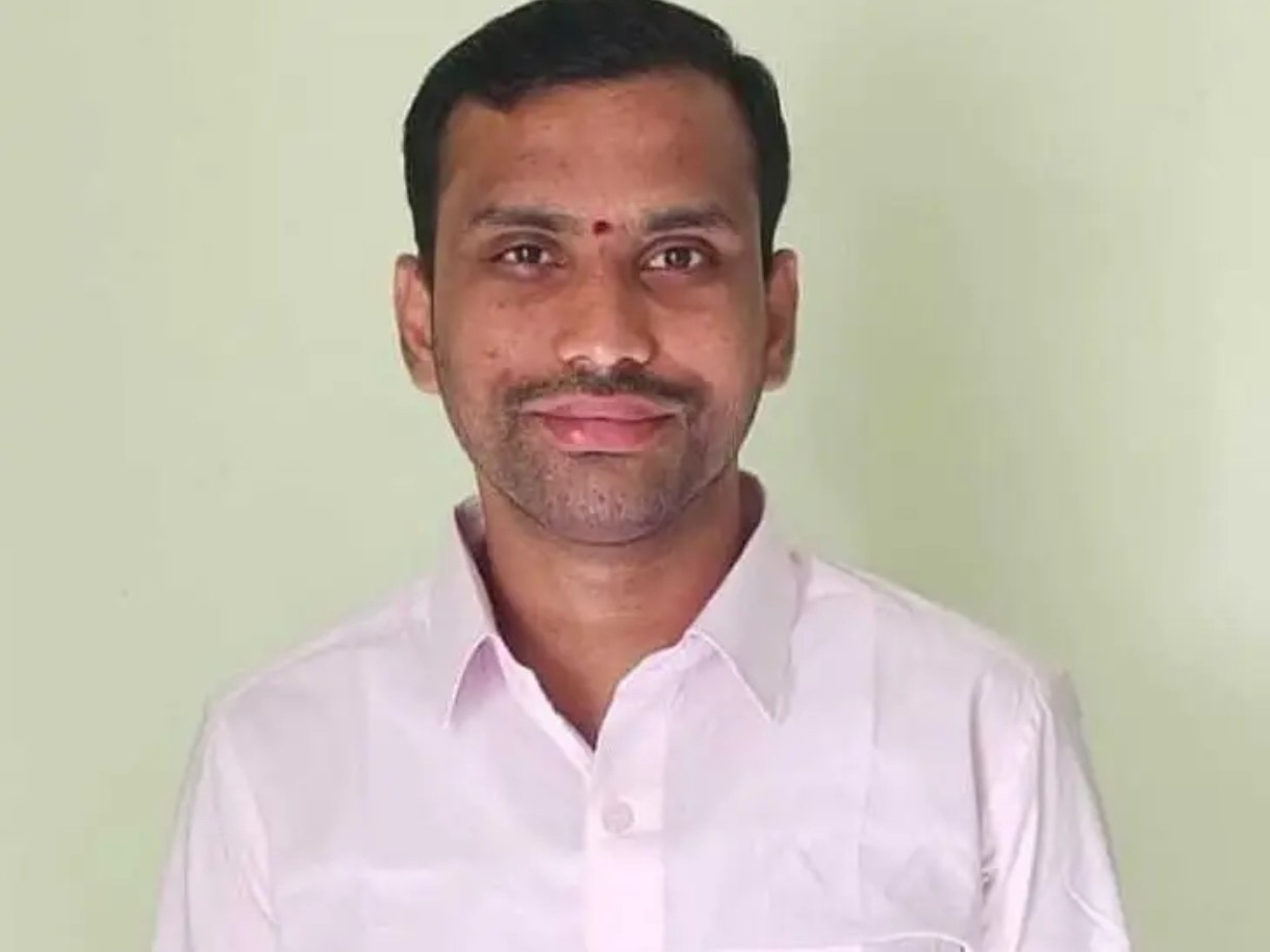 6 ప్రభుత్వ ఉద్యోగాలకు ఎంపిక