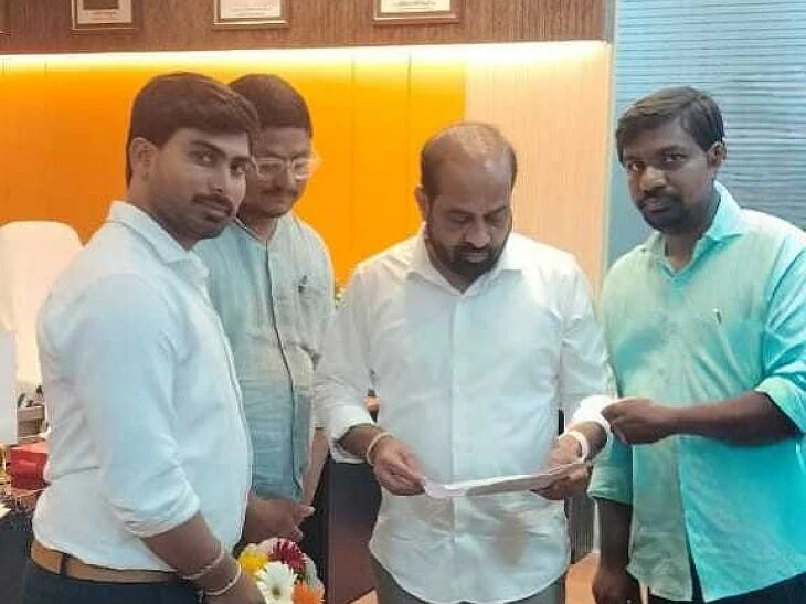 కమ్యూనిటీ హెల్త్ ఆఫీసర్ల సమ్మె హెచ్చరిక