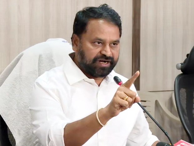 కాలకేయుల్లా BRS నాయకుల దాడి: MLC అద్దంకి