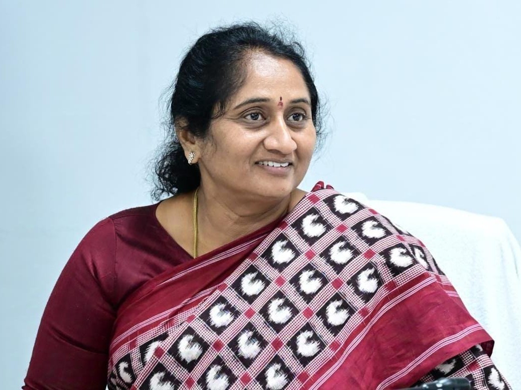 రేపు పెనుకొండలో పర్యటించనున్న మంత్రి సవిత