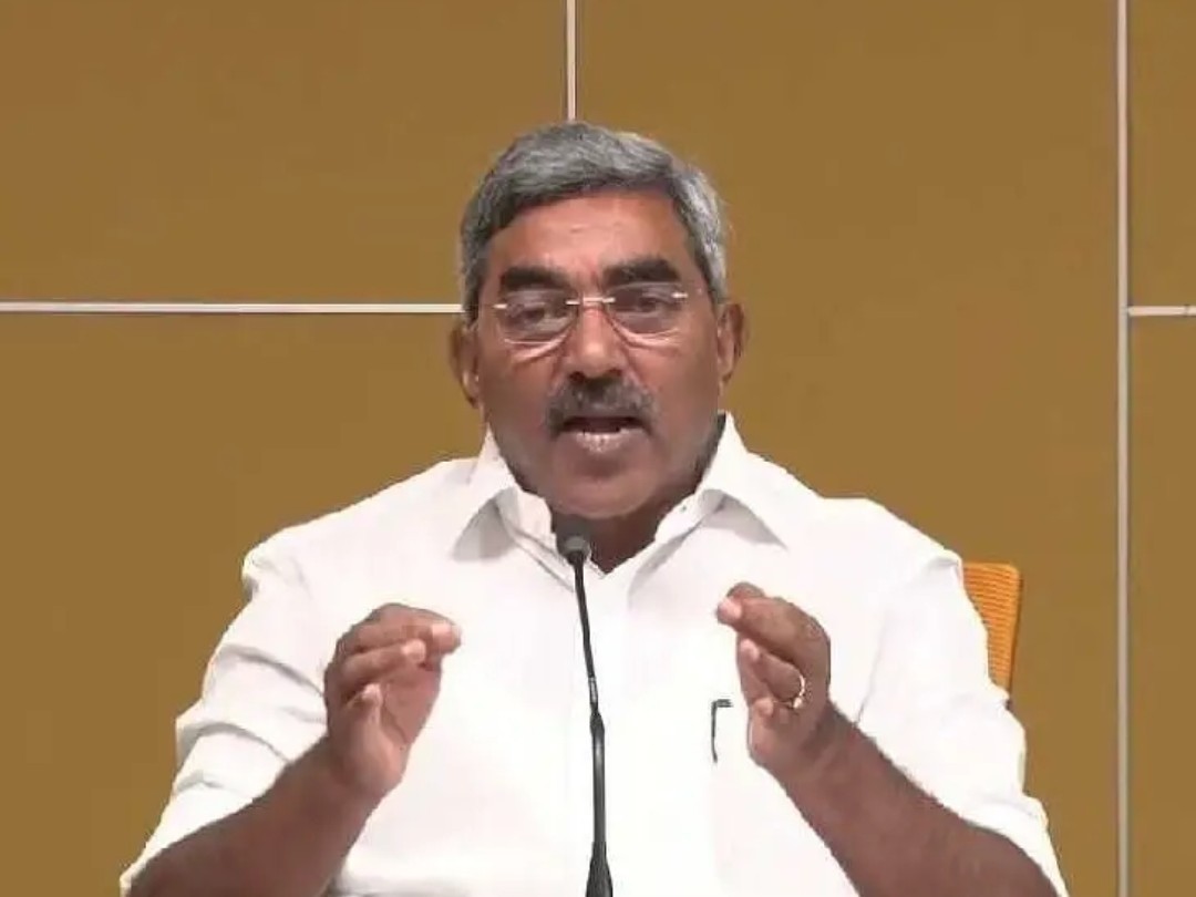ప్రోటోకాల్ వివాదం.. ఎమ్మెల్సీ ఆలపాటి ఆగ్రహం..!