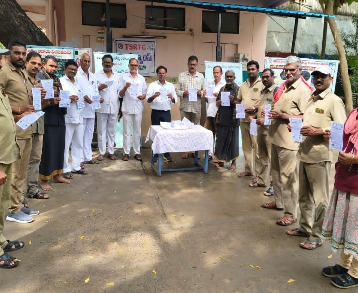 పుణ్యక్షేత్రాలకు ప్రత్యేక బస్సులు