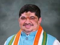 వర్షిని మృతిపై మంత్రి పొన్నం ఆరా
