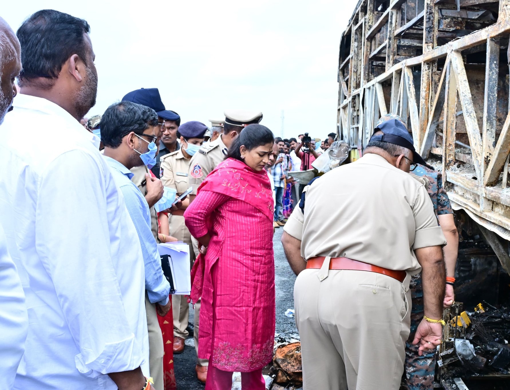 బస్సు ప్రమాదం.. రూ.5 లక్షల ఎక్స్‌గ్రేషియా