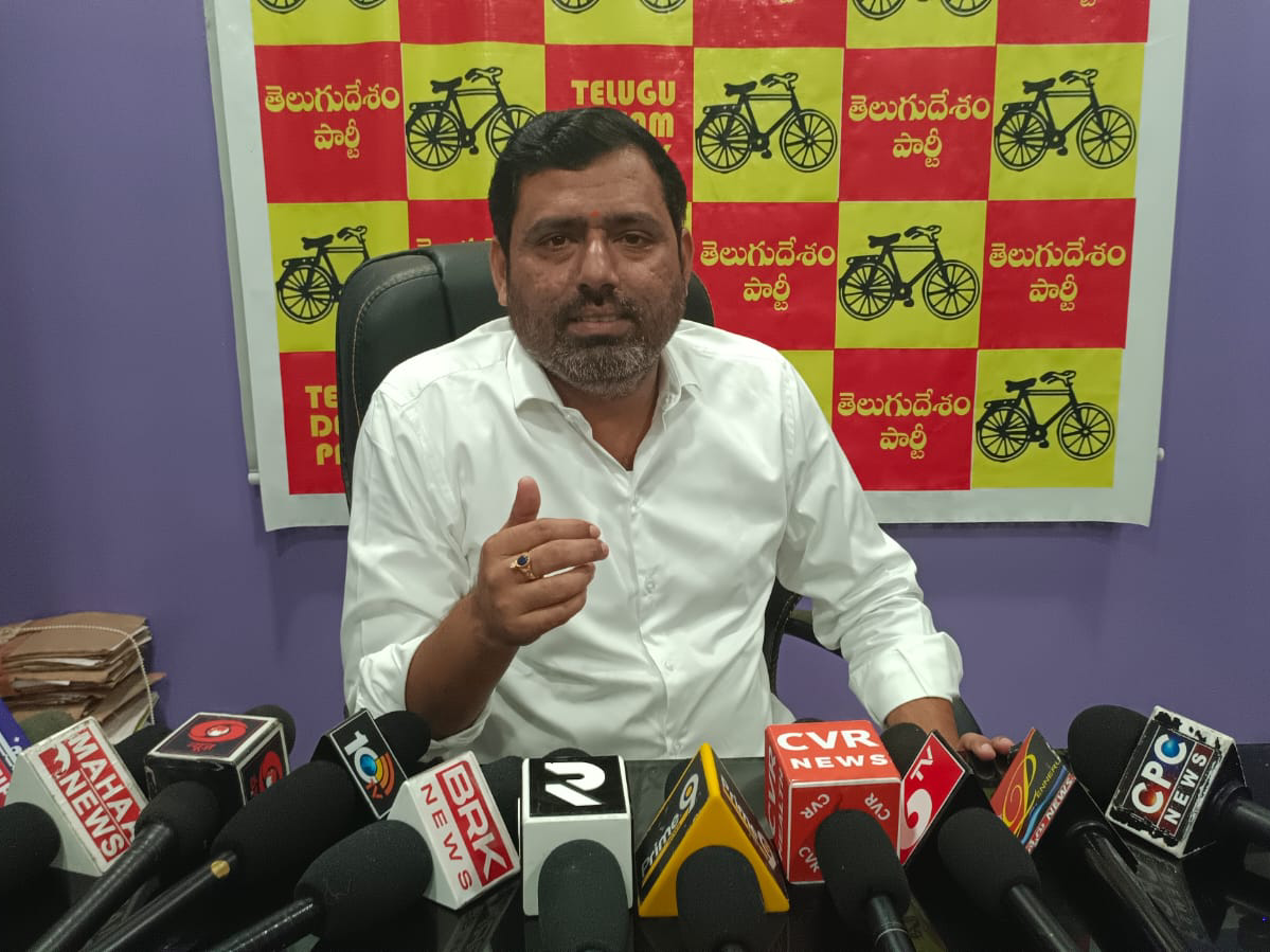 ‘రాచమల్లు చీకటి ఒప్పందాలు బట్టబయలు చేస్తా’