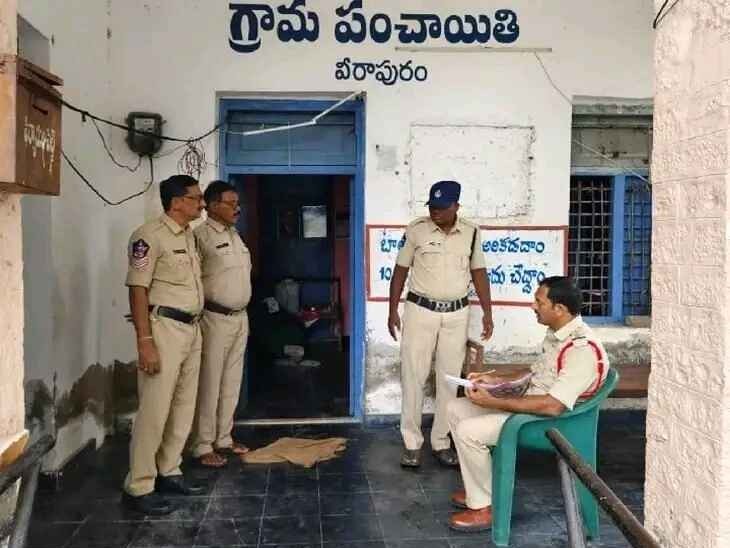వీరాపురంలో పోలీస్ పికెట్‌ను తనిఖీ చేసిన సీఐ