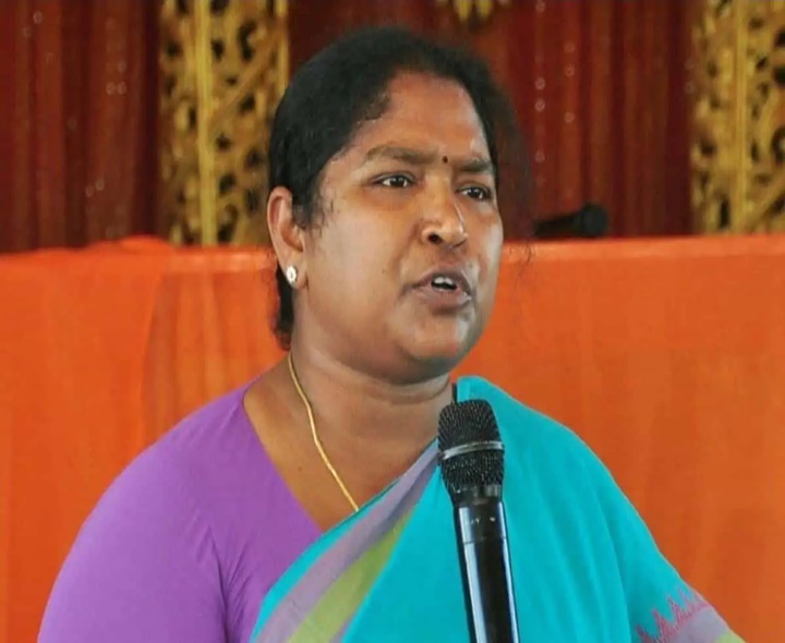 నవీన్ గెలిస్తే మరింత అభివృద్ధి: మంత్రి సీతక్క