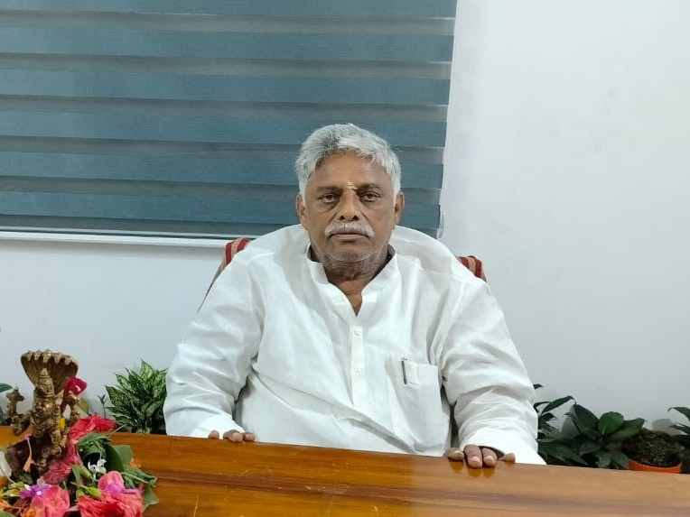 గ్రామస్తులు అప్రమత్తంగా ఉండాలి: ఎమ్మెల్యే