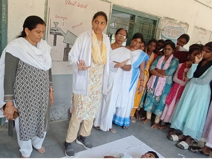 ‘సీపీఆర్‌పై విద్యార్థులకు అవగాహన ఉండాలి’