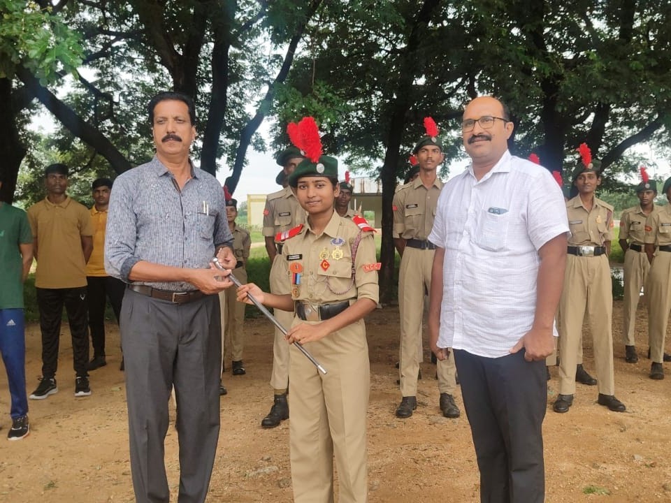 NCC విద్యార్థిని హరిప్రియ ఎంపిక