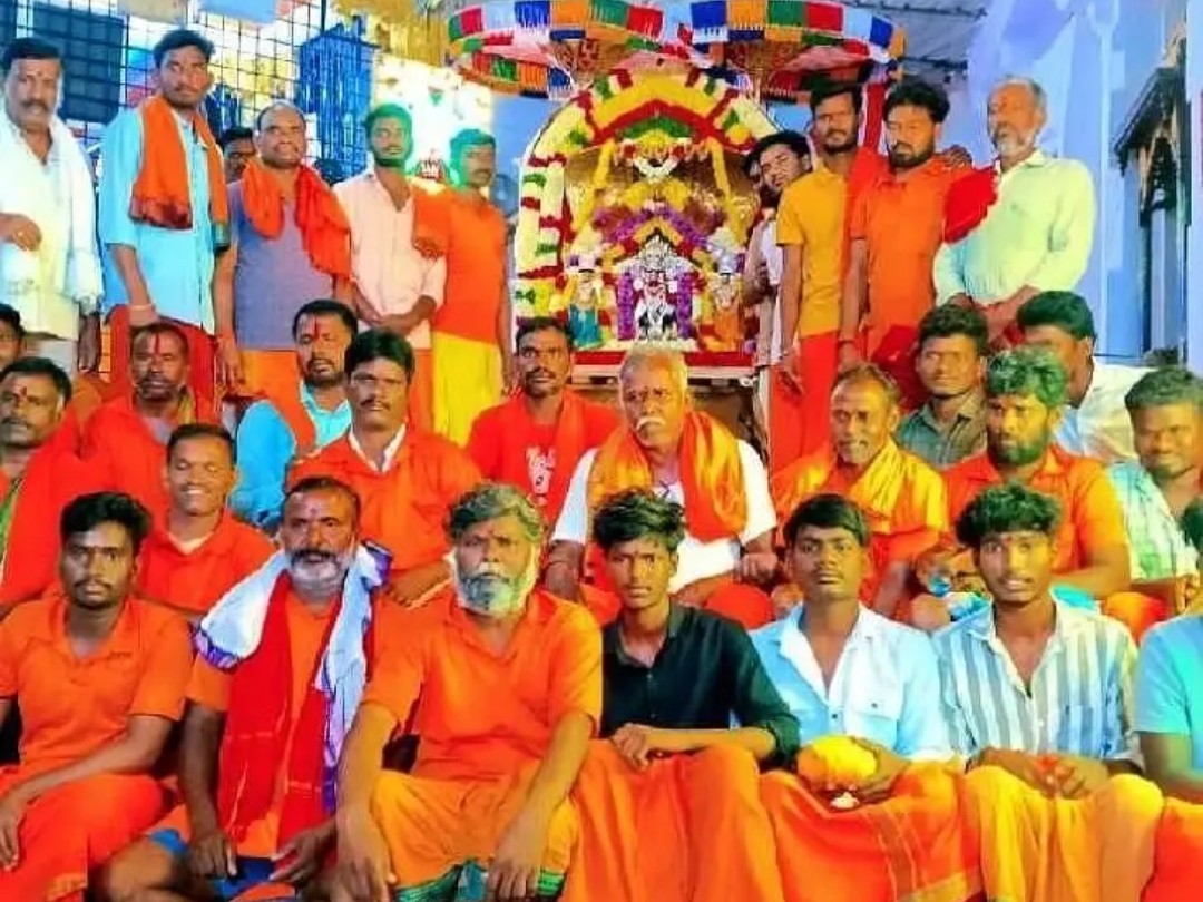 శేష వాహనంపై కురుమూర్తి రాయుడు