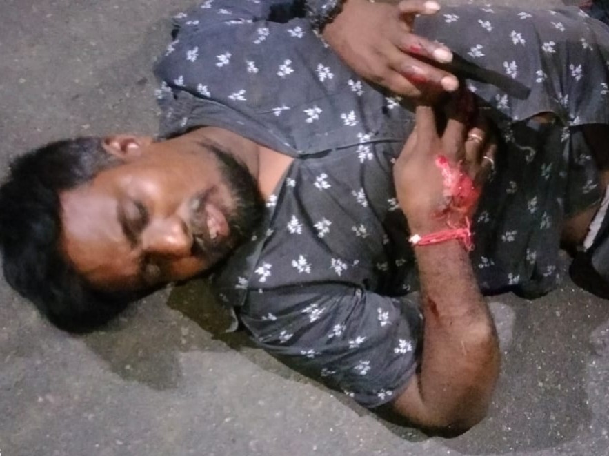 ‘గుర్తుతెలియని వాహనం ఢీకొని యువకుడికి గాయాలు’