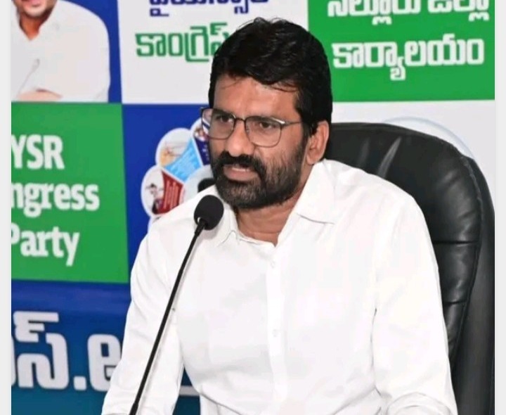 బస్సు ప్రమాదంపై పర్వతరెడ్డి దిగ్భ్రాంతి