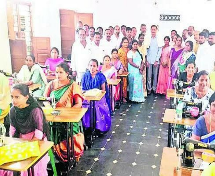 మహిళలకు ఉచిత స్వయం ఉపాధి శిక్షణ