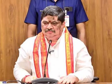 పూర్తిస్థాయిలో విచారణ జరపాలి: మంత్రి పొన్నం