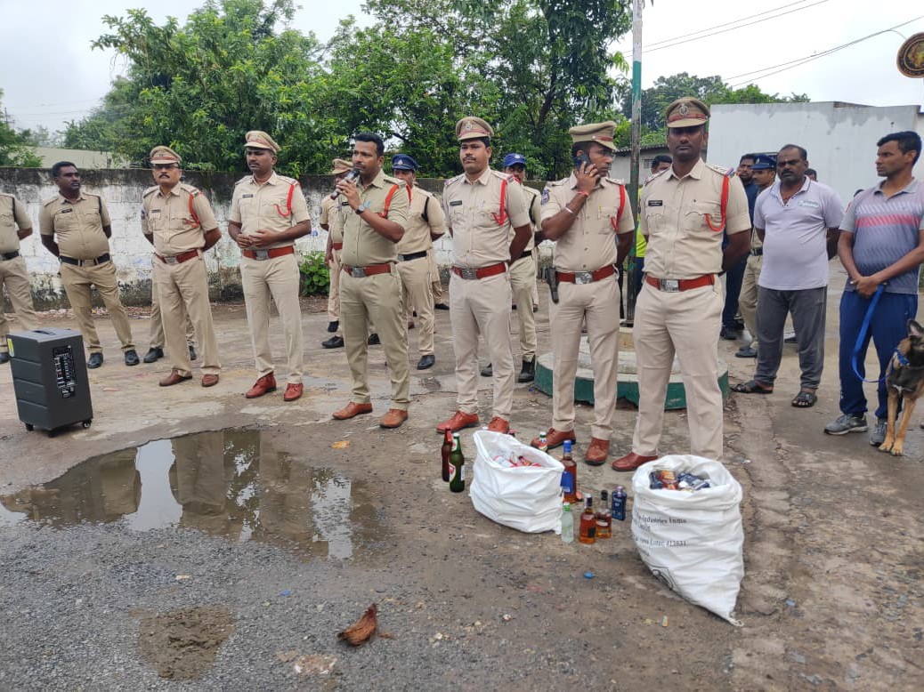మందమర్రిలో కమ్యూనిటీ కాంటాక్ట్ కార్యక్రమం