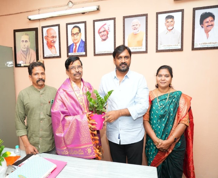 ఉప కులపతిని కలిసిన ఎమ్మెల్యే