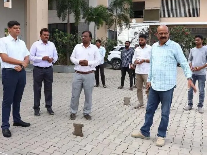 తెలంగాణ తల్లి విగ్రహ ఏర్పాటుకు స్థల పరిశీలన