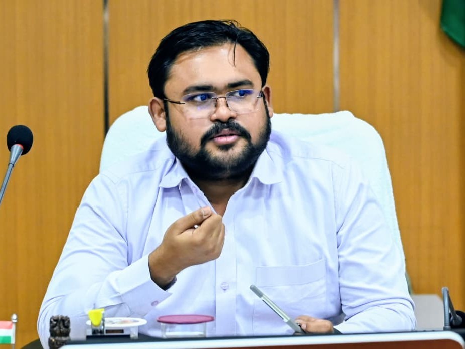 జిల్లాలో 960 UDID కార్డుల అందజేత