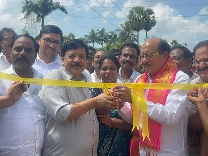 బుర్రిలంకలో రోడ్డును ప్రారంభించిన మంత్రి దుర్గేశ్