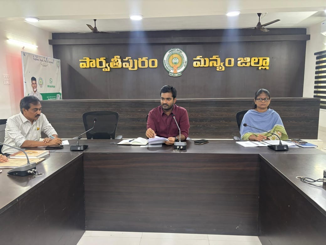 ‘తుఫాన్ నేపద్యంలో అధికారులు అప్రమత్తంగా ఉండాలి’