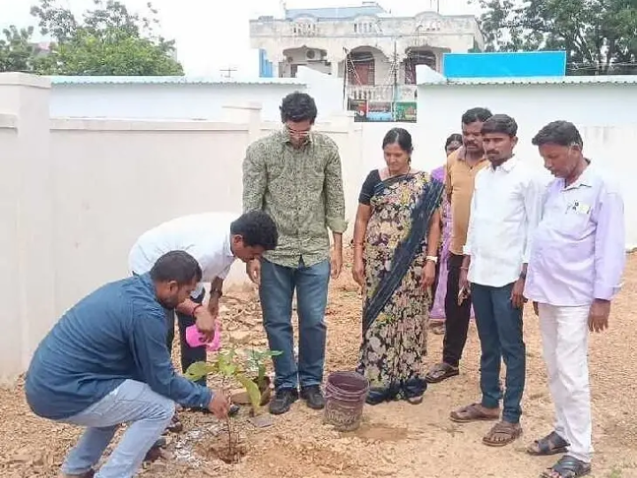 గ్రంథాలయాలు యువతలో విజ్ఞానాన్ని పెంచుతాయి: రవీందర్