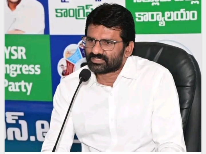 పోస్టర్‌ను ఆవిష్కరించిన ఎమ్మెల్సీ