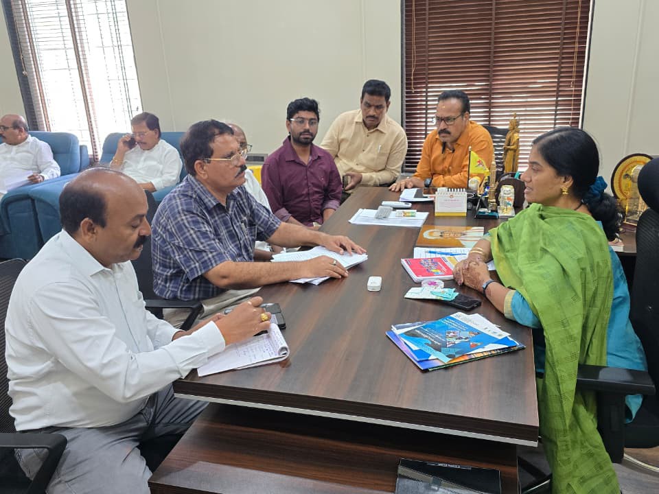 జలజీవన్ మిషన్ పనులను సమీక్షించిన ఎమ్మెల్యే