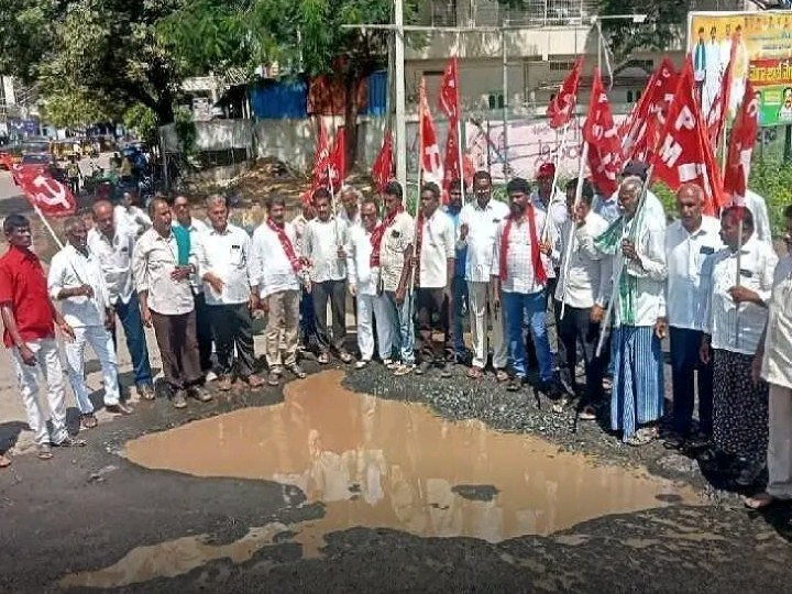 రోడ్డు గుంతలు, డ్రైనేజీ సమస్య పరిష్కరించాలి: సీపీఎం