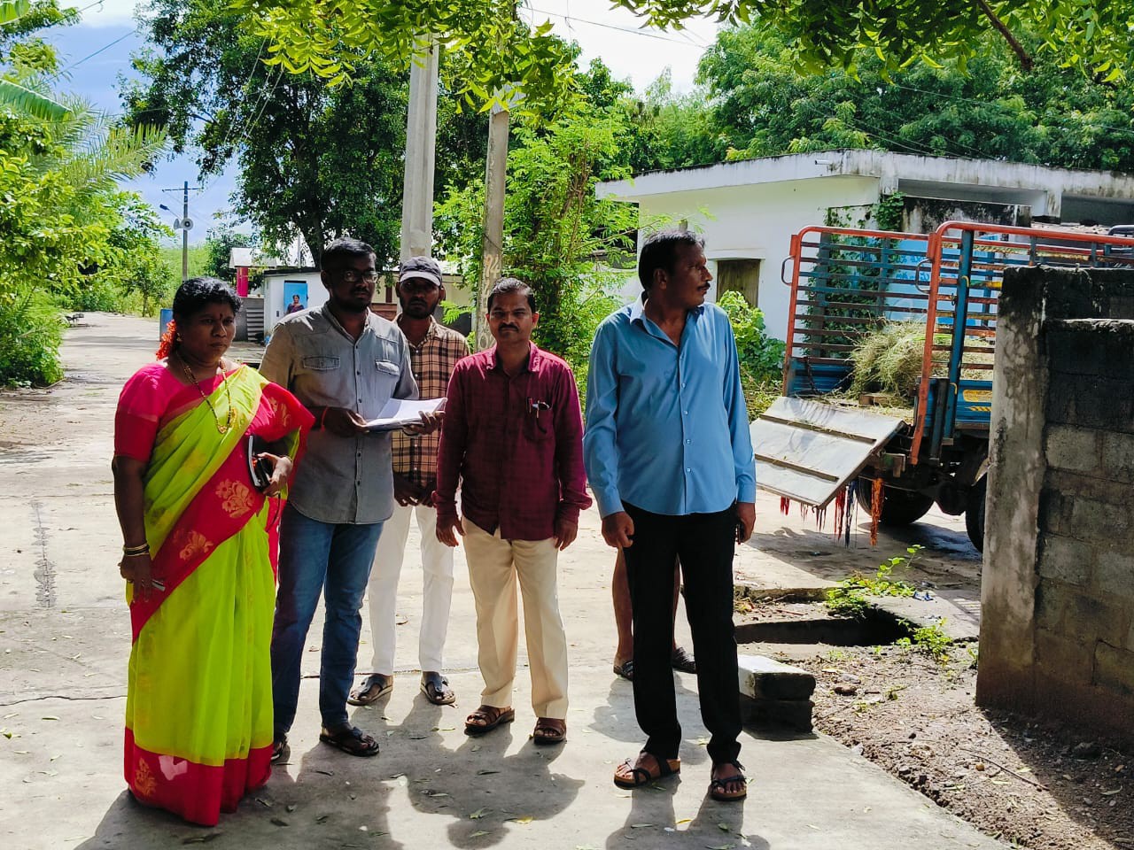 ఉప్పలదిన్నె పంచాయతీని పరిశీలించిన ఎంపీడీవో