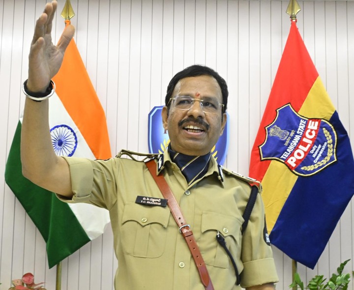 అతడు మోస్ట్ వాంటెండ్ క్రిమినల్: సజ్జనార్