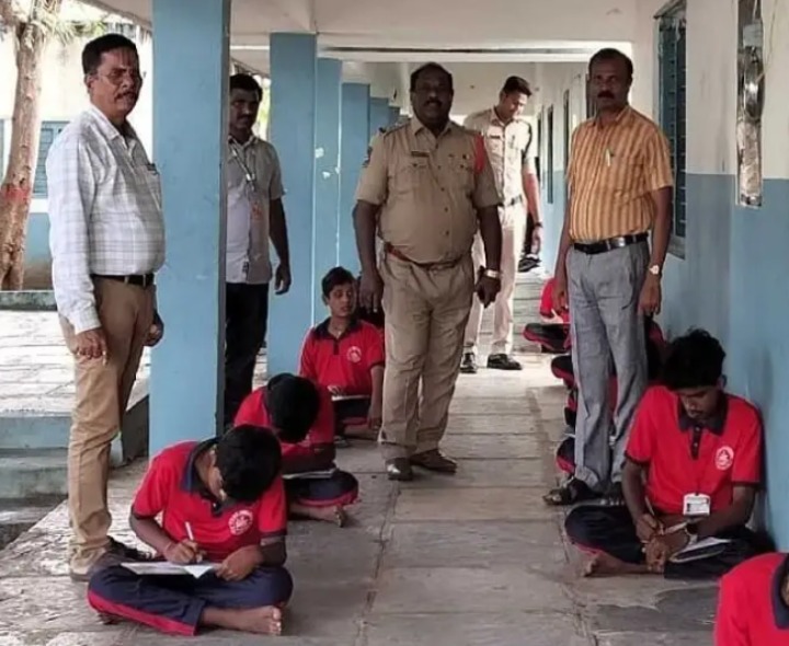 పోలీస్ అమరవీరుల త్యాగాలు చిరస్మరణీయం : SI