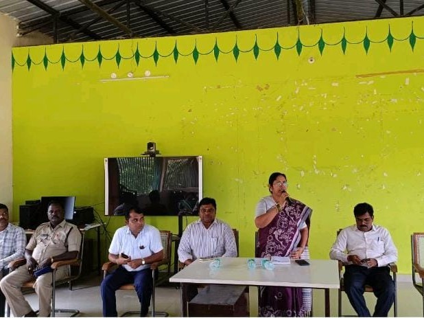 వరి కోతలపై అవగాహన సదస్సు