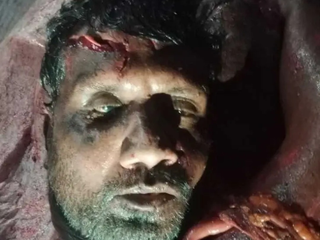 రైలు కిందపడి గుర్తు తెలియని వ్యక్తి ఆత్మహత్య