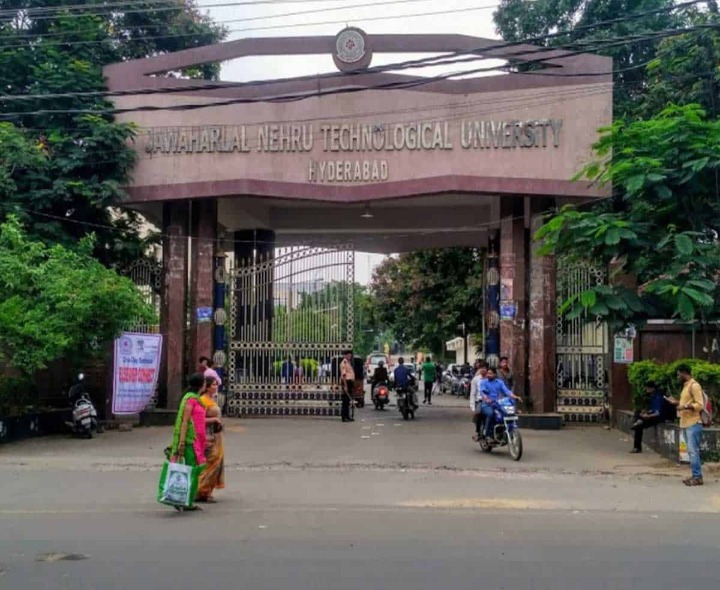 జేఎన్టీయూలో స్పాట్ అడ్మిషన్లు