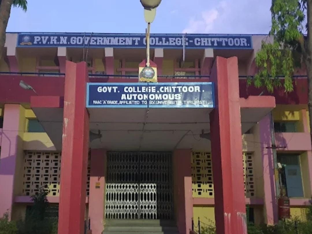 సీనియర్ పురుషుల సాఫ్ట్‌బాల్ జట్ల ఎంపిక