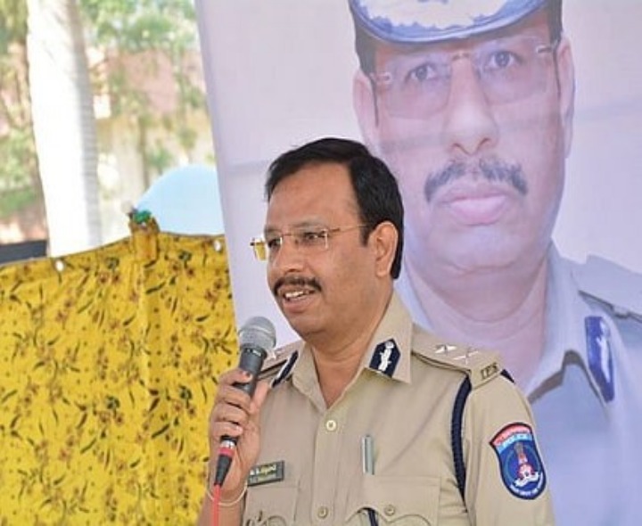 రౌడీ షీటర్లకు సీపీ సజ్జనార్ వార్నింగ్