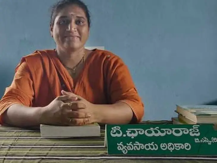 ‘వ్యవసాయ పనిముట్లకు రైతులు దరఖాస్తు చేసుకోవాలి”
